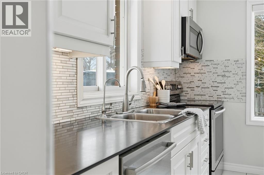 15 Mulock Avenue, Hamilton, Ontario  L8T 1H4 - Photo 16 - 40803630