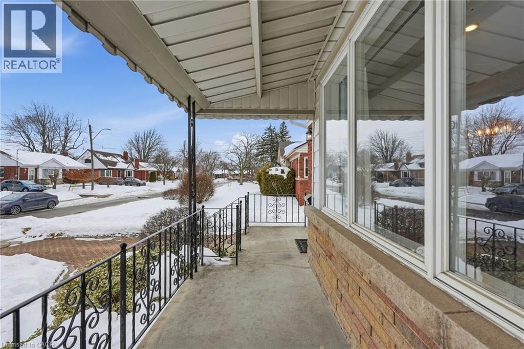 15 Mulock Avenue, Hamilton, Ontario  L8T 1H4 - Photo 5 - 40803630