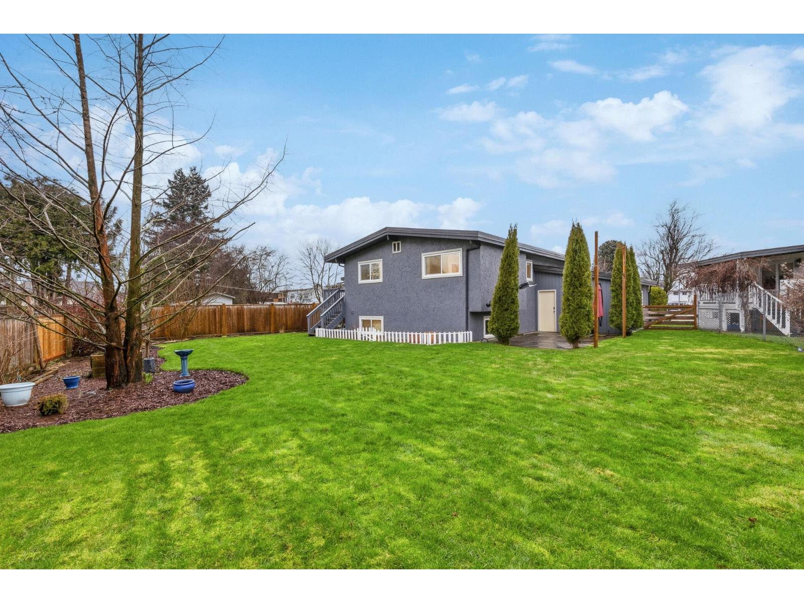 6052 Glengarry Drive, Sardis South, Chilliwack, British Columbia  V2R 2H8 - Photo 5 - R3090460