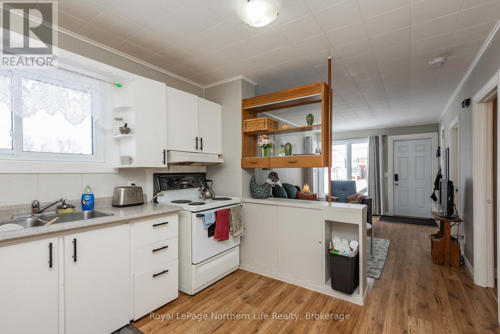 581 Banner Avenue, North Bay, Ontario  P1A 1X7 - Photo 29 - X12793450