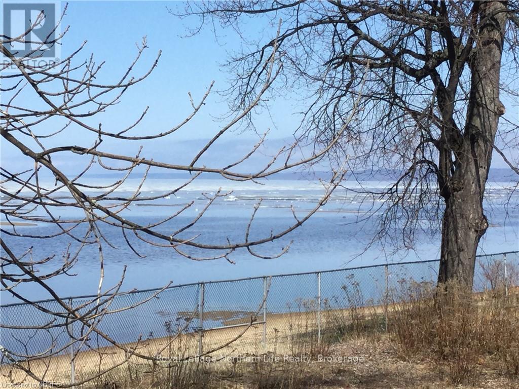 581 Banner Avenue, North Bay, Ontario  P1A 1X7 - Photo 37 - X12793450