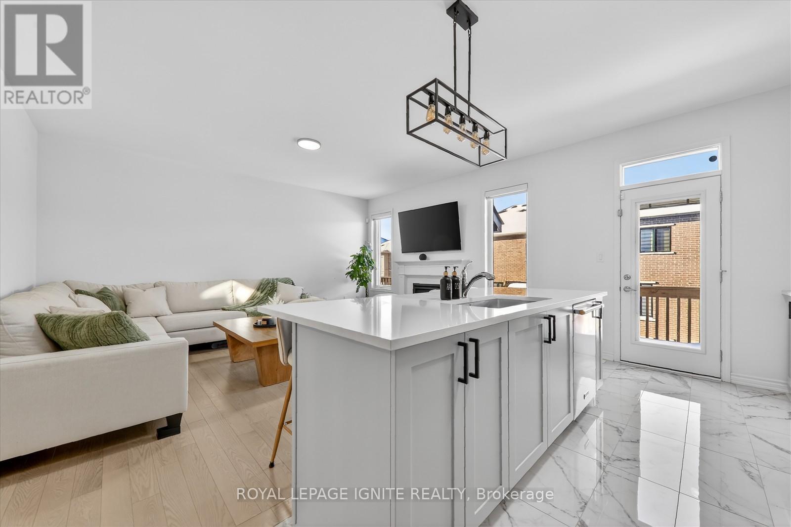 3114 Mulberry Lane, Pickering, Ontario  L1X 0N9 - Photo 10 - E12794174