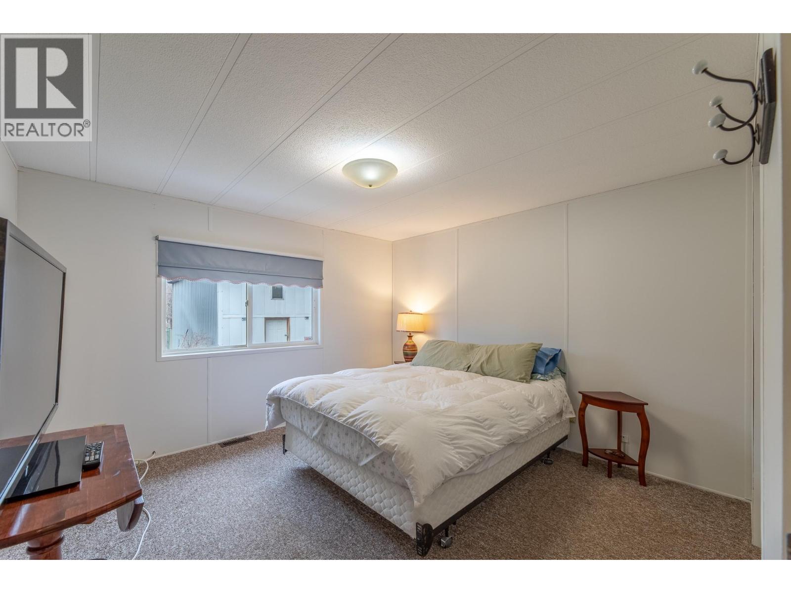 2096 Main Street, Cawston, British Columbia  V0X 1C1 - Photo 43 - 10327995