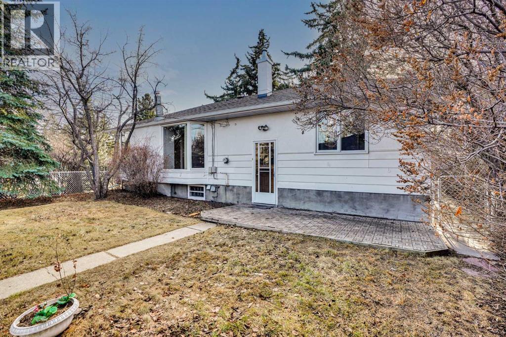 1956 Kelwood Drive Sw, Calgary, Alberta  T3E 3Z3 - Photo 39 - A2275340