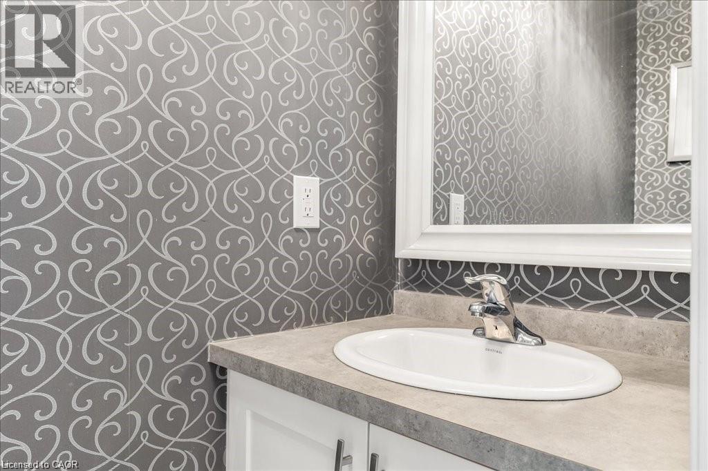 6 1/2 Kopperfield Lane, Hamilton, Ontario  L0R 1W0 - Photo 5 - 40802069