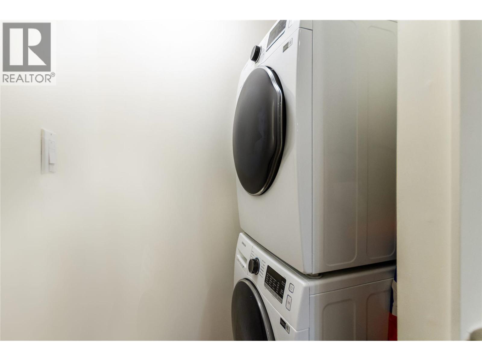 204 155 E 3rd Street, North Vancouver, British Columbia  V7L 1E5 - Photo 19 - R3090125