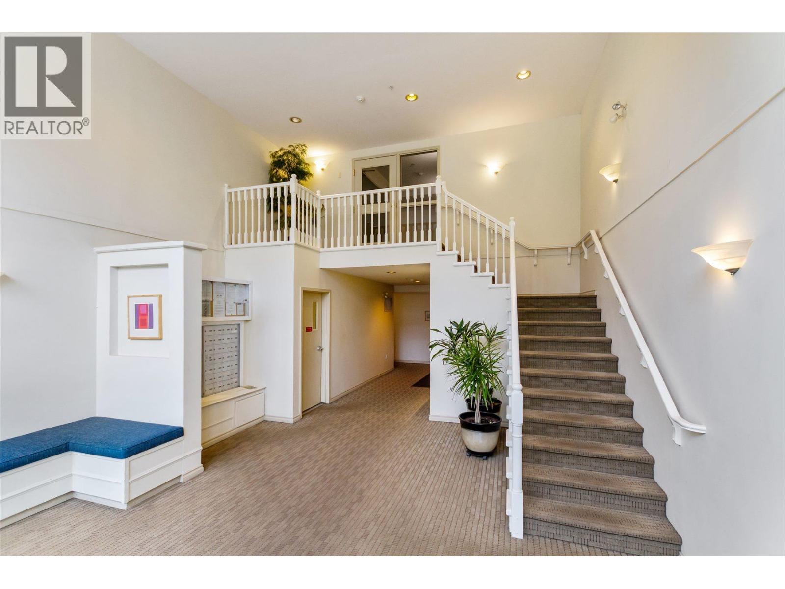 204 155 E 3rd Street, North Vancouver, British Columbia  V7L 1E5 - Photo 20 - R3090125