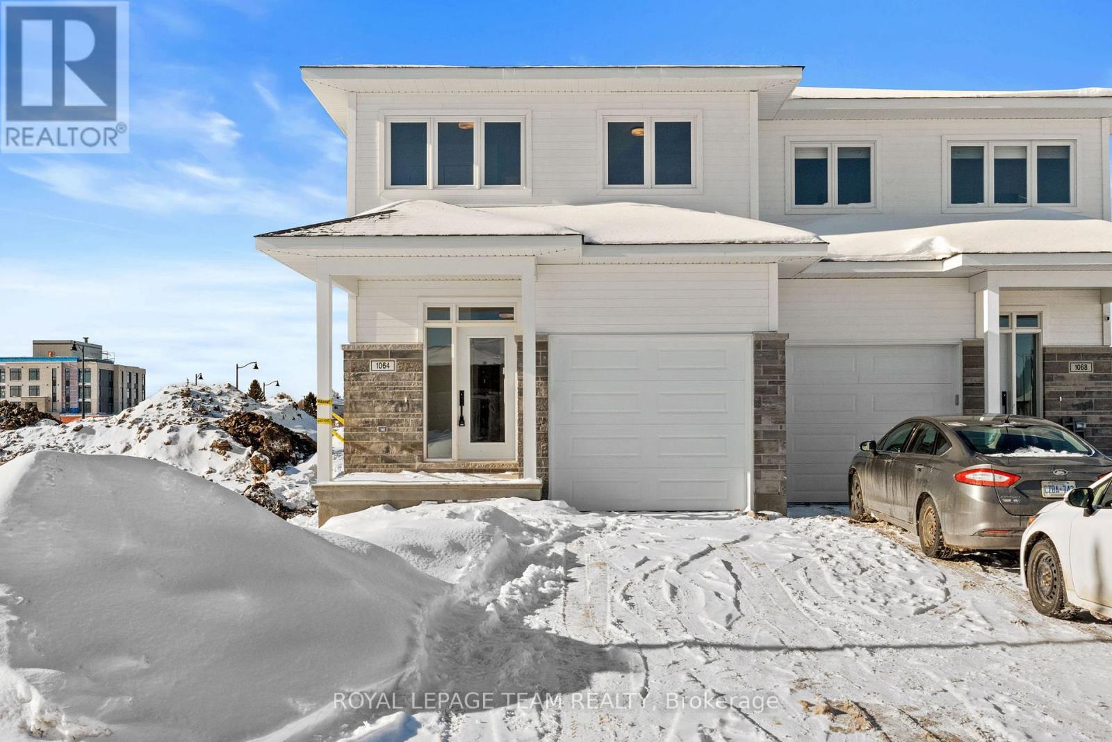 1064 MOORE STREET, Brockville, Ontario