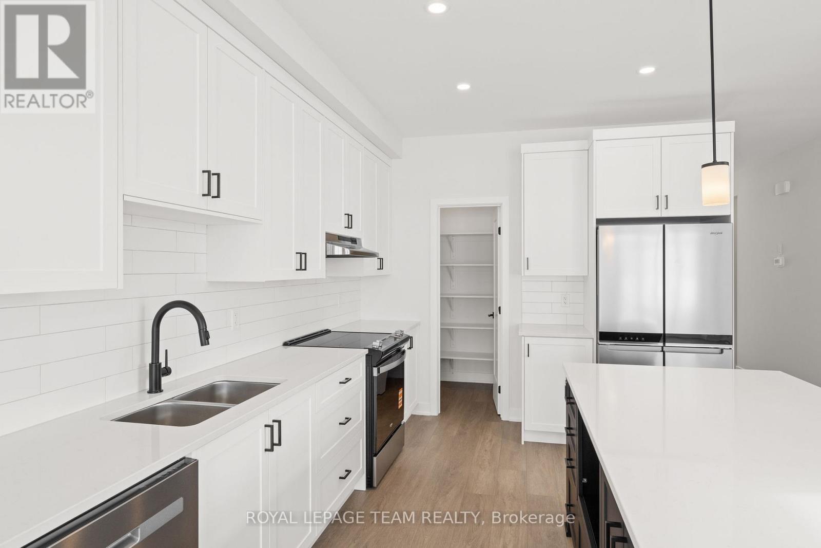 1064 Moore Street, Brockville, Ontario  K6V 0H2 - Photo 14 - X12794844