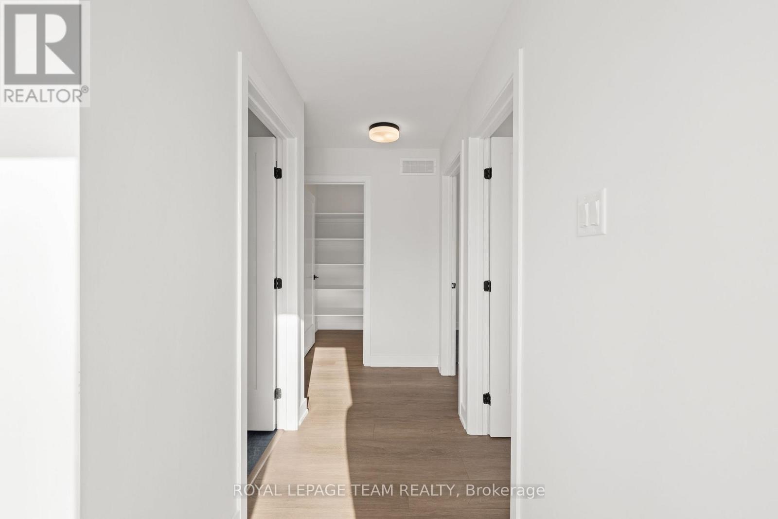 1064 Moore Street, Brockville, Ontario  K6V 0H2 - Photo 25 - X12794844