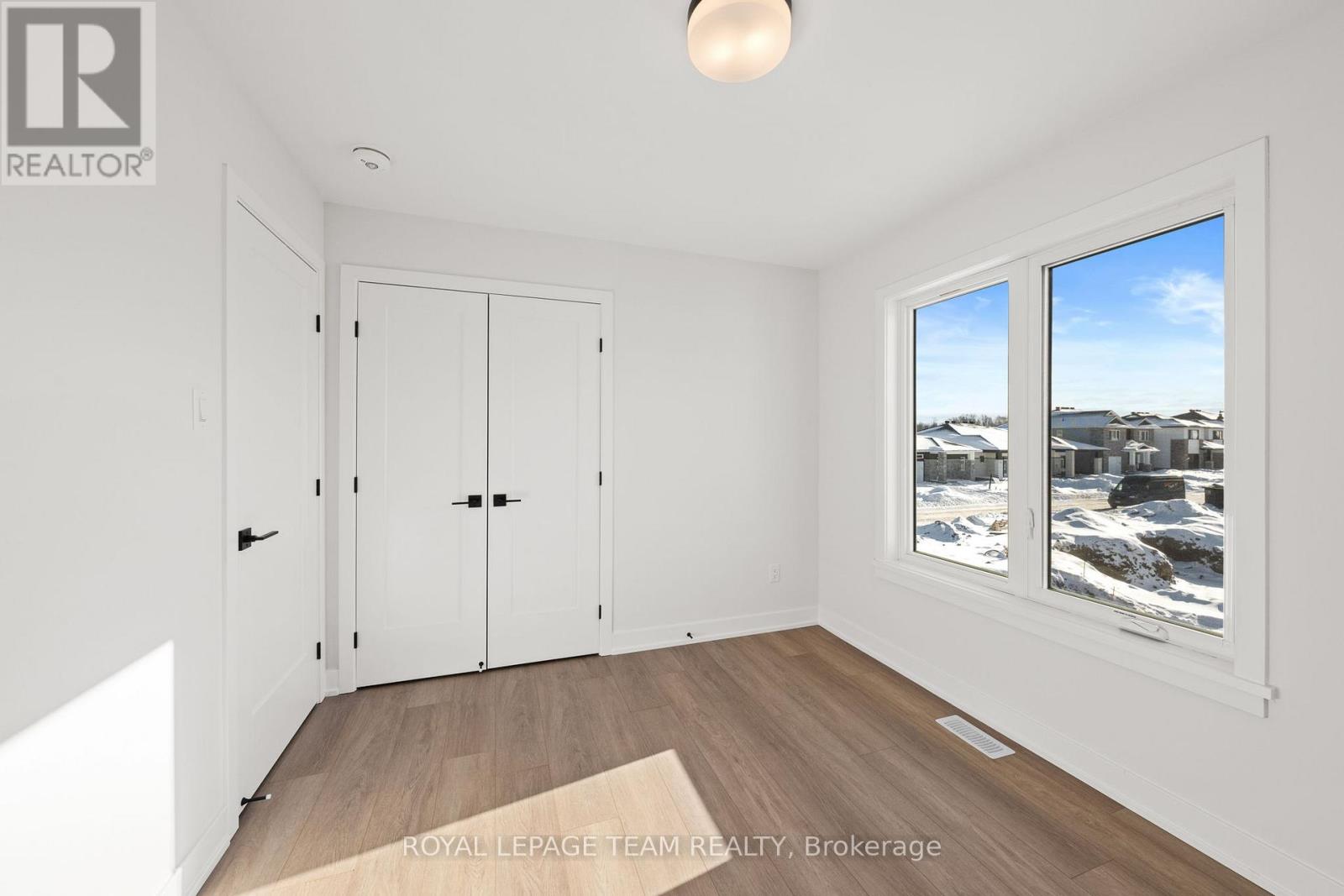 1064 Moore Street, Brockville, Ontario  K6V 0H2 - Photo 32 - X12794844