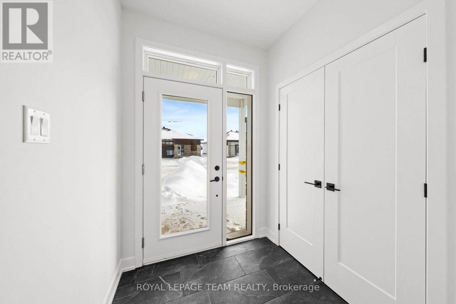 1064 Moore Street, Brockville, Ontario  K6V 0H2 - Photo 5 - X12794844