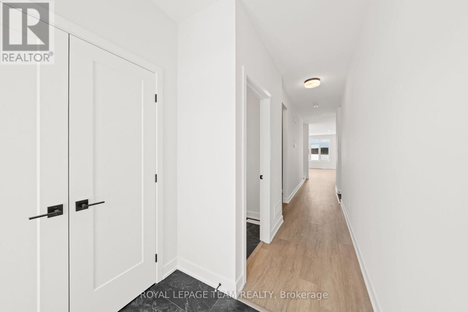 1064 Moore Street, Brockville, Ontario  K6V 0H2 - Photo 6 - X12794844