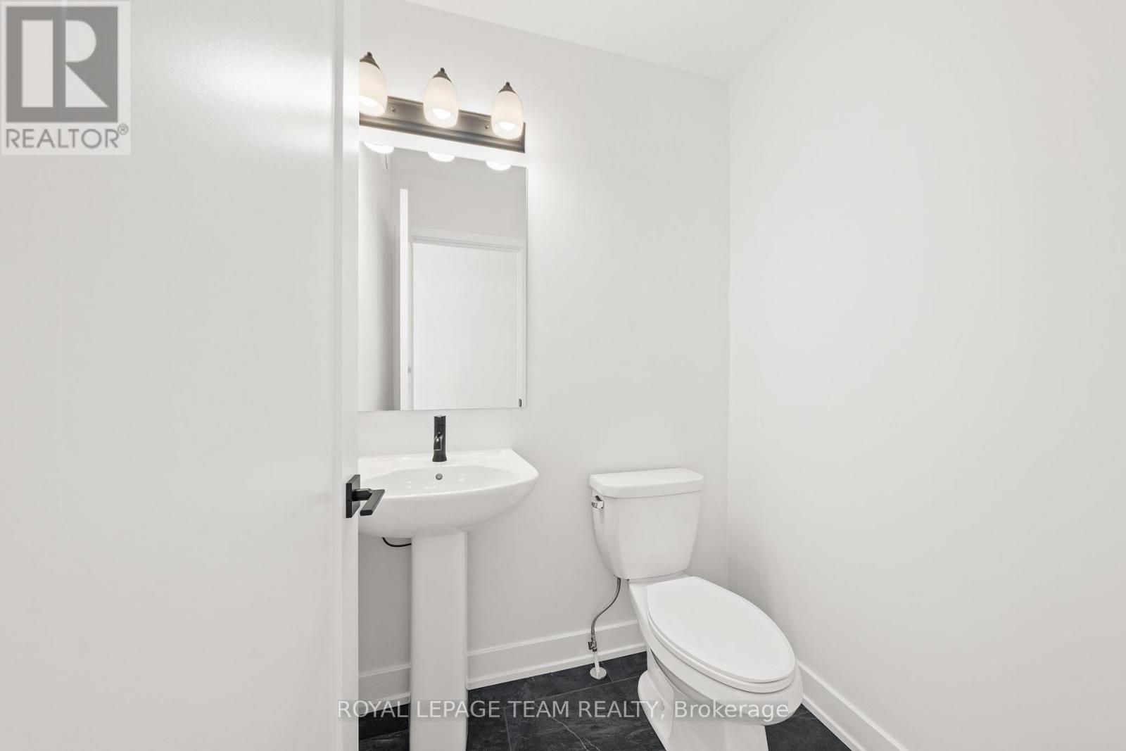 1064 Moore Street, Brockville, Ontario  K6V 0H2 - Photo 7 - X12794844