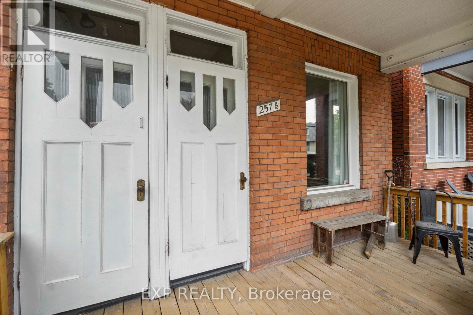 257 St Andrew Street, Ottawa, Ontario  K1N 5G8 - Photo 3 - X12794936