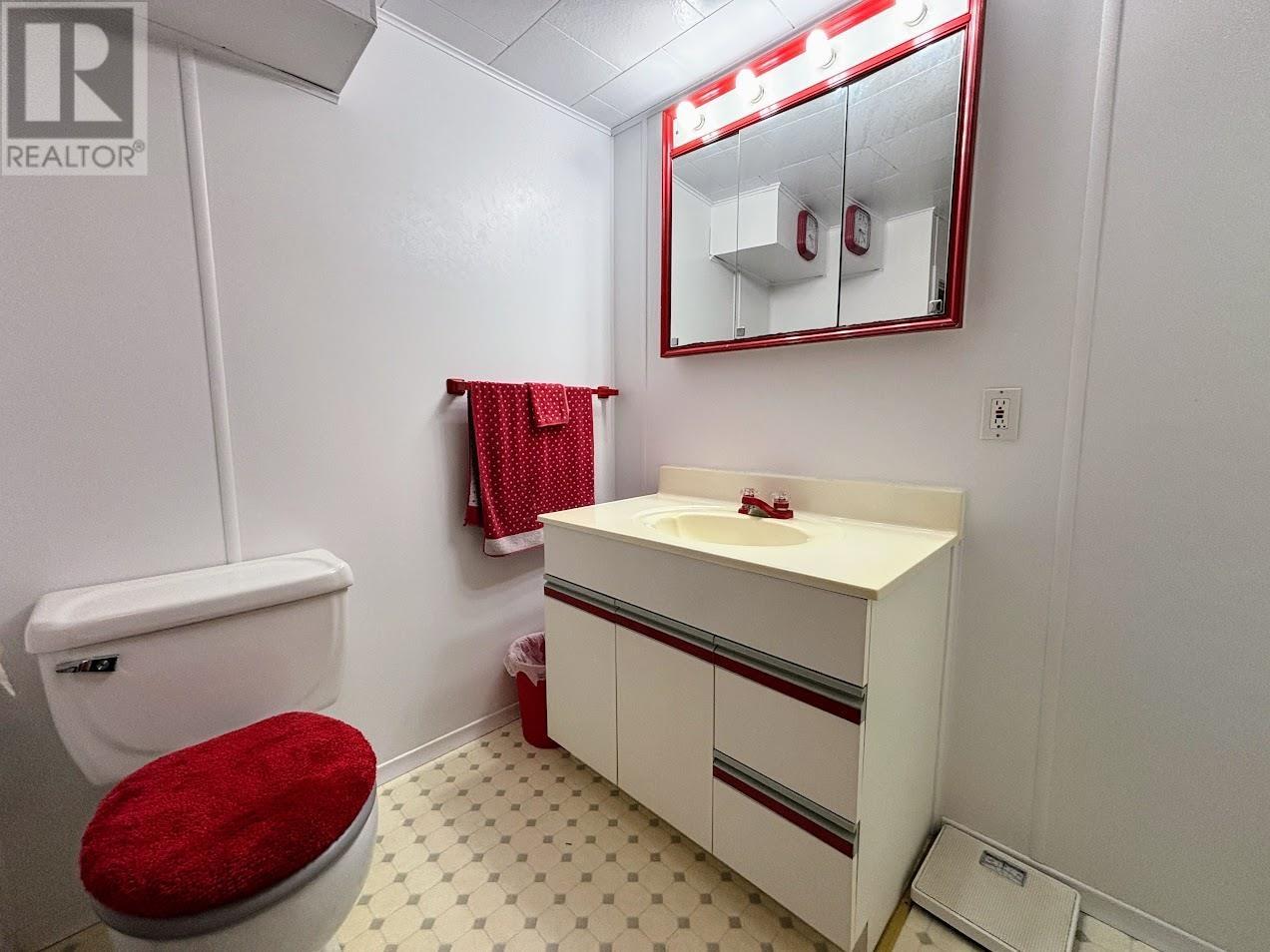 12 Wendego St, Manitouwadge, Ontario  P0T 2C0 - Photo 29 - TB253403