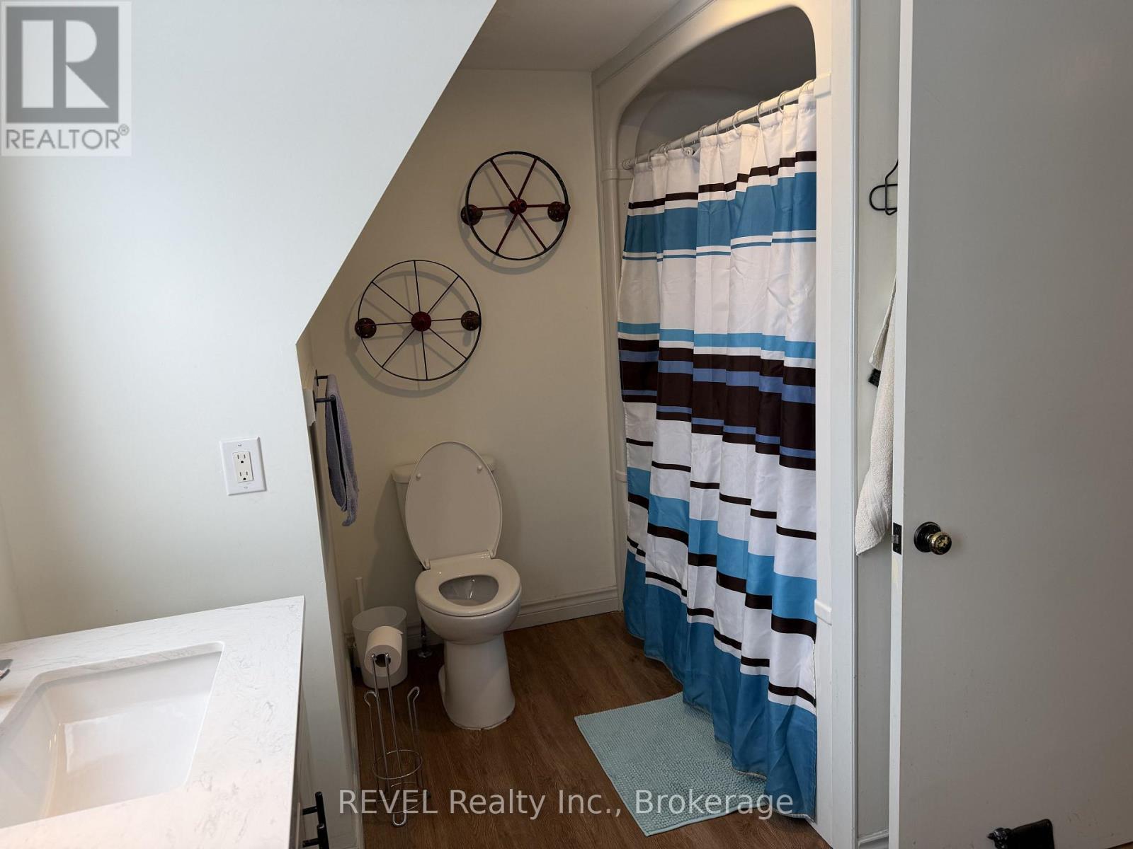 Upper - 478 Gate Street, Niagara-On-The-Lake (Town), Ontario  L0S 1J0 - Photo 14 - X12794956