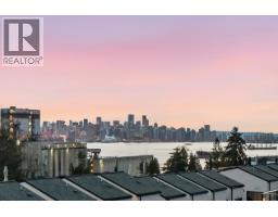 304 707 E 3RD STREET, North Vancouver, British Columbia