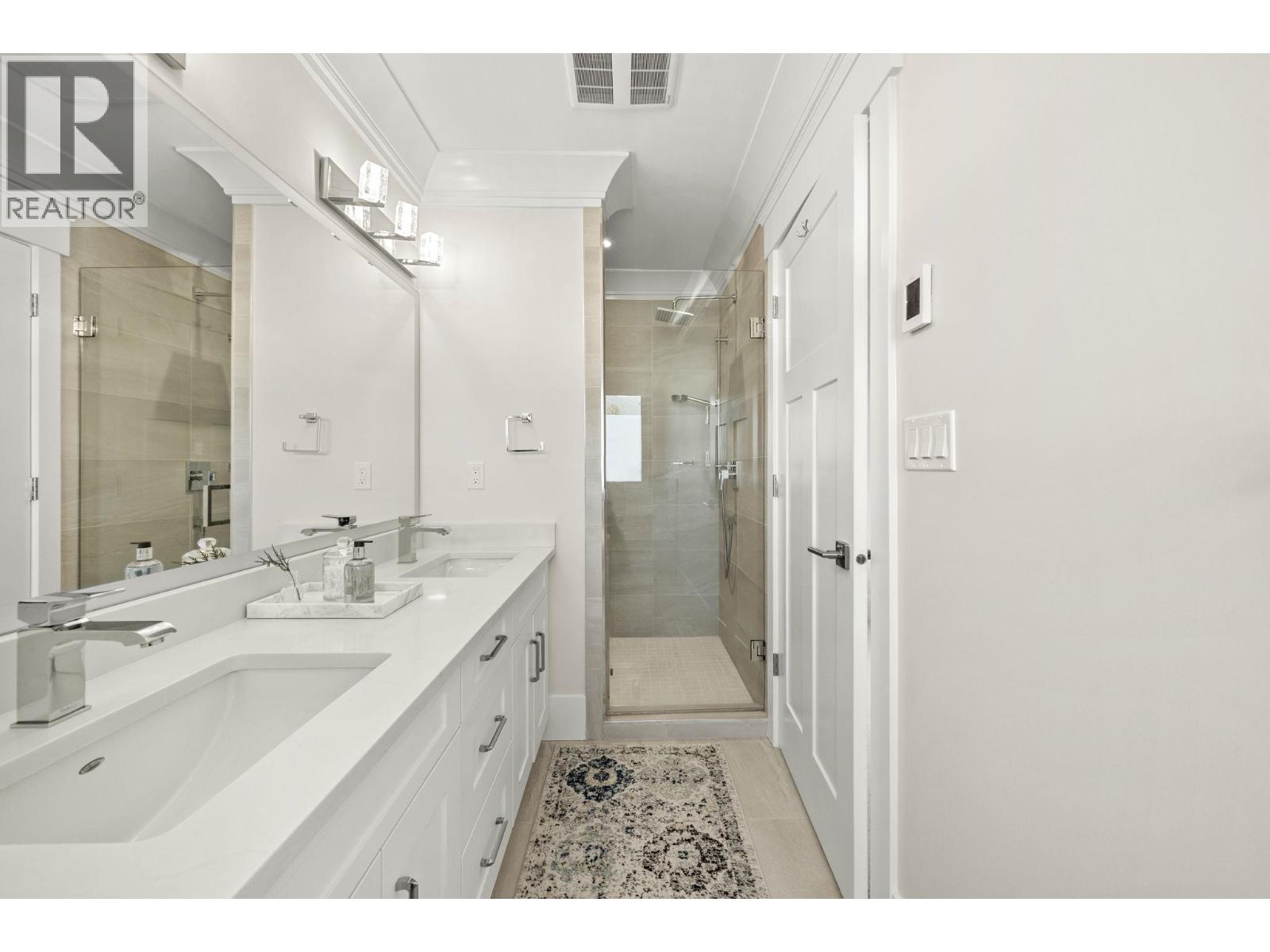 244 E 18th Street, North Vancouver, British Columbia  V7L 2X6 - Photo 13 - R3090488