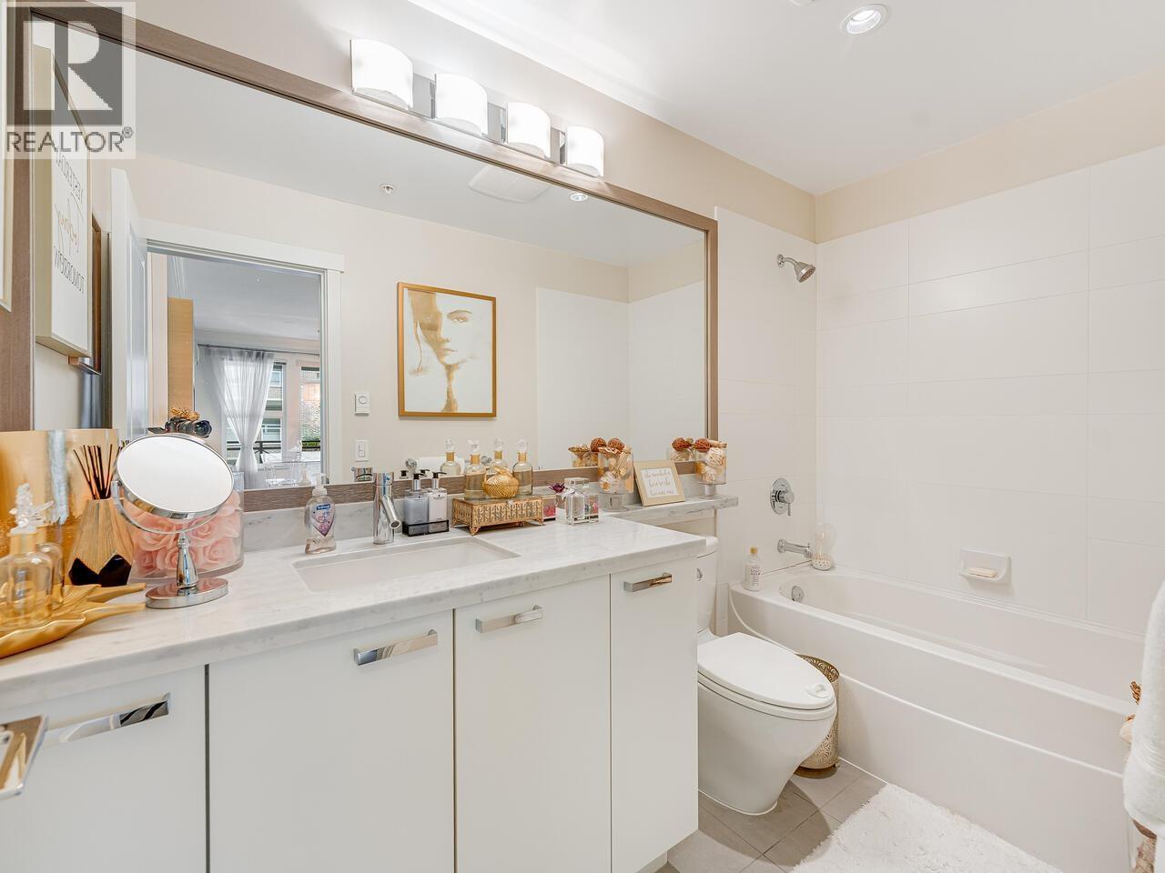 213 9388 Mckim Way, Richmond, British Columbia  V6X 0J7 - Photo 15 - R3090506