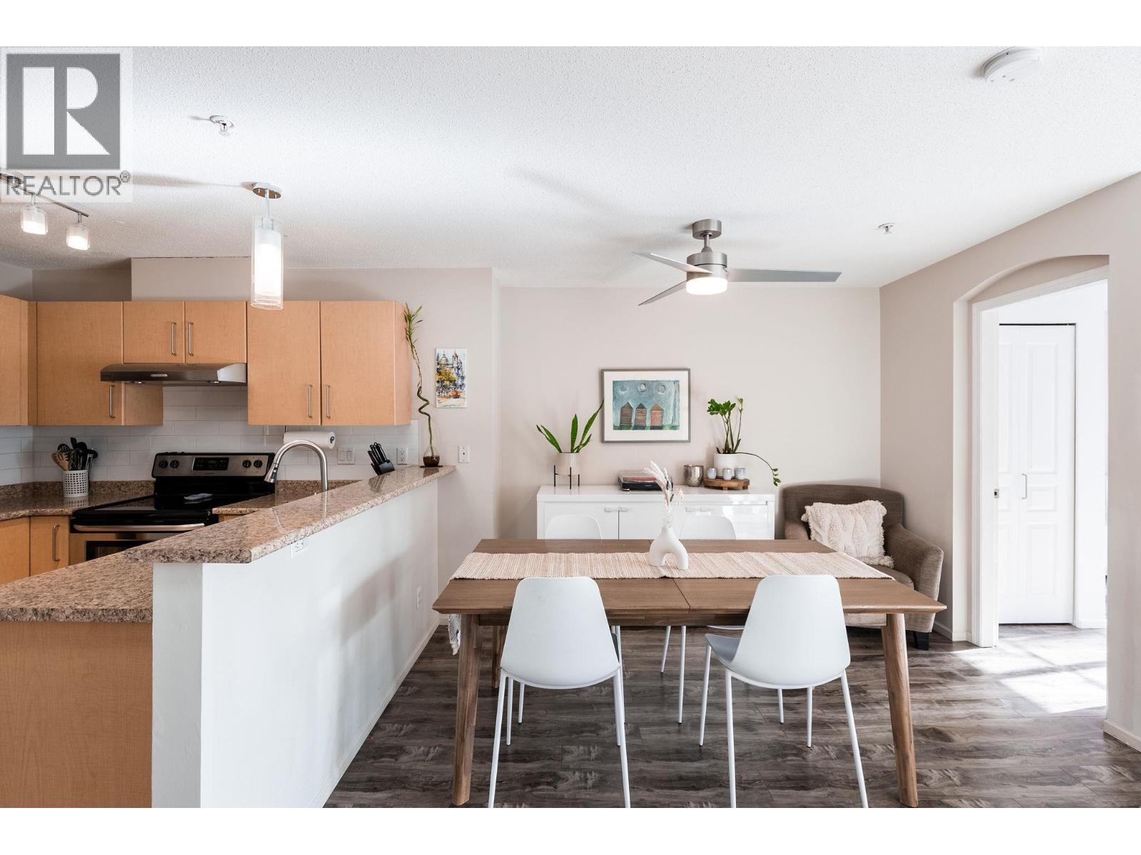 312 7330 Salisbury Avenue, Burnaby, British Columbia  V5E 4N8 - Photo 11 - R3090518