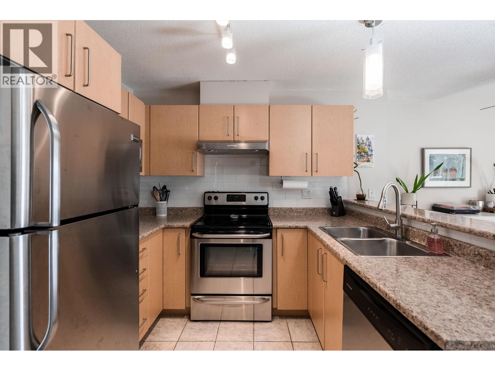 312 7330 Salisbury Avenue, Burnaby, British Columbia  V5E 4N8 - Photo 15 - R3090518