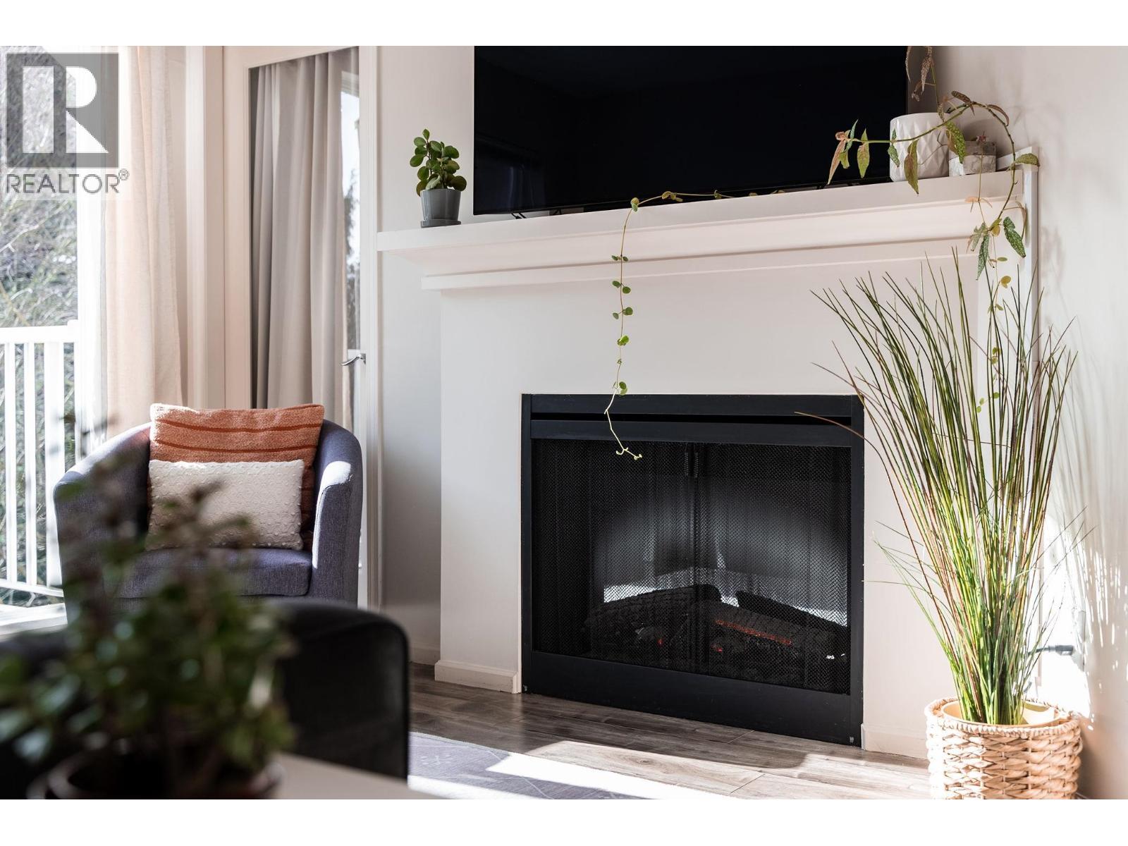 312 7330 Salisbury Avenue, Burnaby, British Columbia  V5E 4N8 - Photo 3 - R3090518