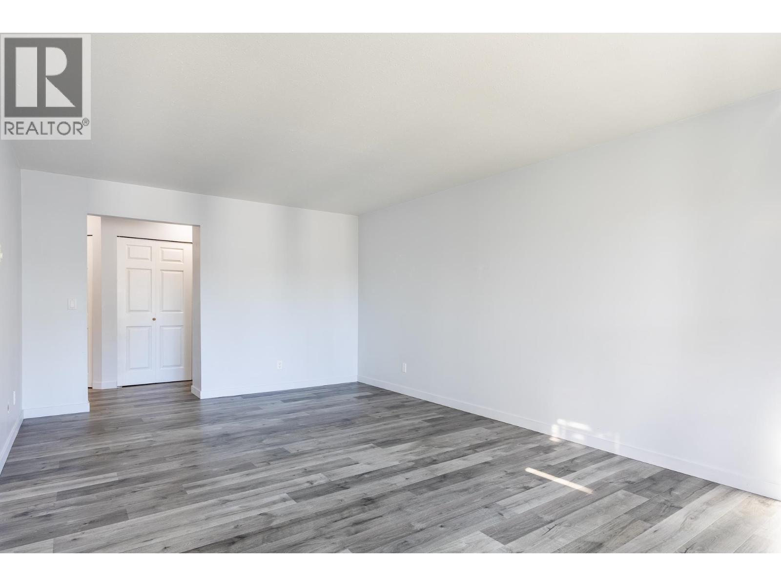 2 765 School Road, Gibsons, British Columbia  V0N 1V9 - Photo 10 - R3090525