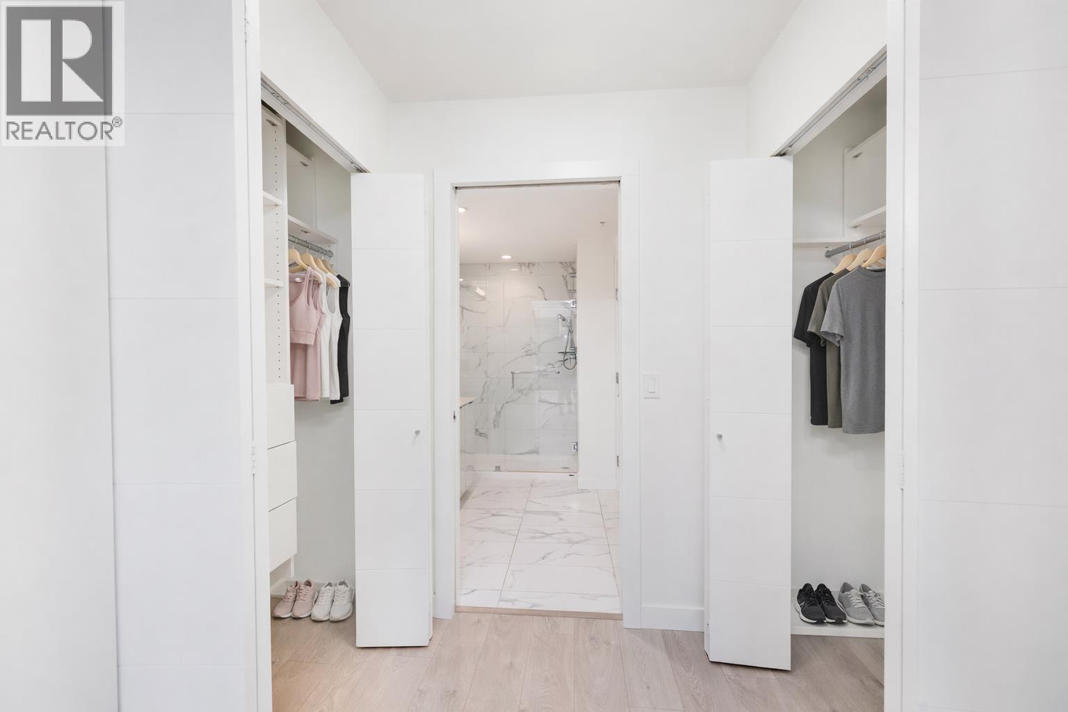 116 108 E 8th Street, North Vancouver, British Columbia  V7L 0H1 - Photo 3 - R3090532