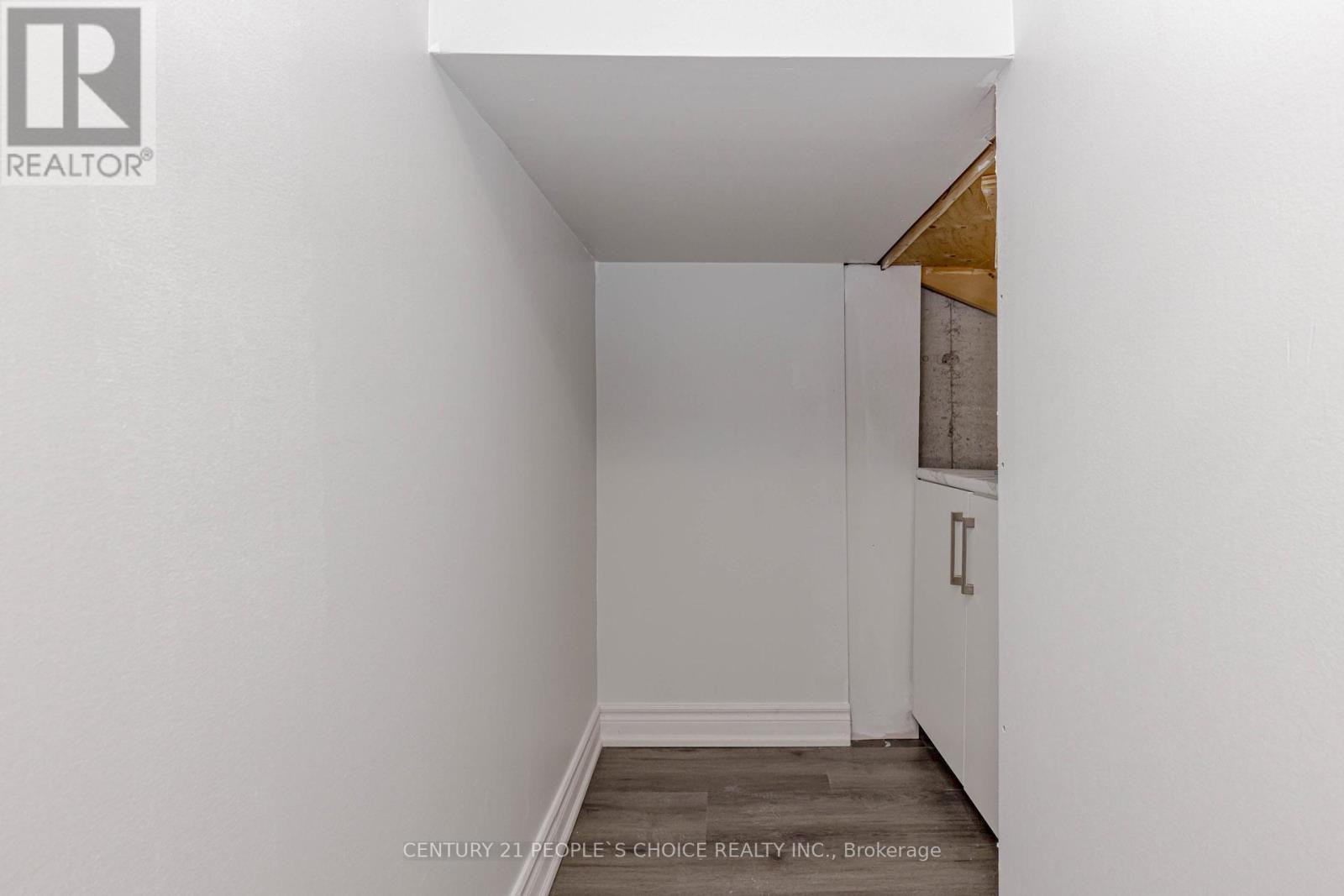 Bsmt - 5844 Gant Crescent, Mississauga, Ontario  L5V 2T5 - Photo 4 - W12766968