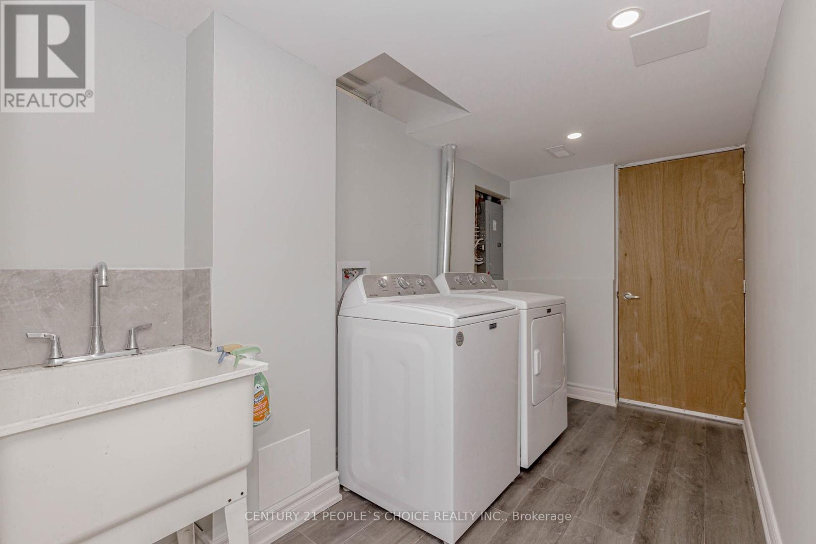 Bsmt - 5844 Gant Crescent, Mississauga, Ontario  L5V 2T5 - Photo 6 - W12766968