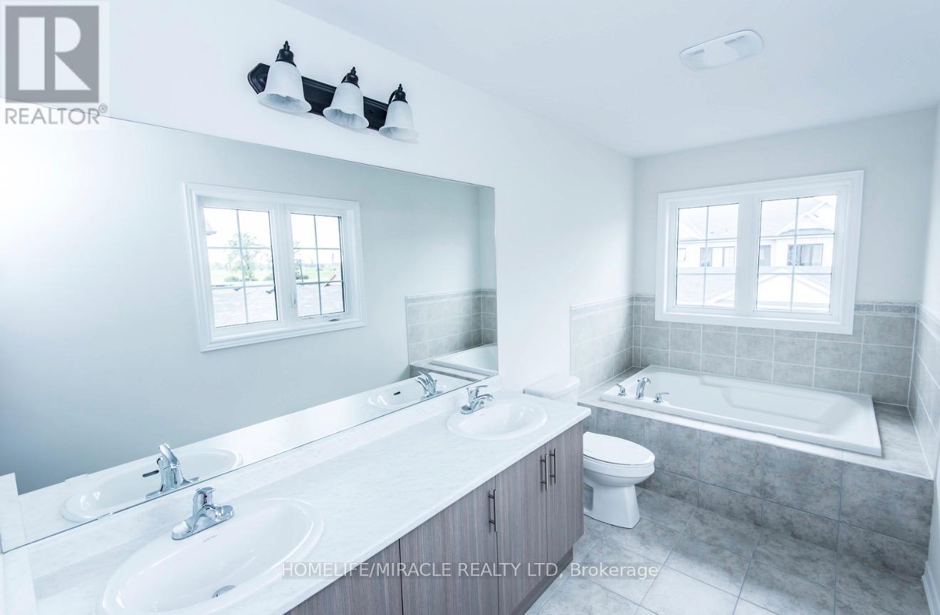 78 Saint Dennis Road, Brampton, Ontario  L6R 0B6 - Photo 8 - W12792494