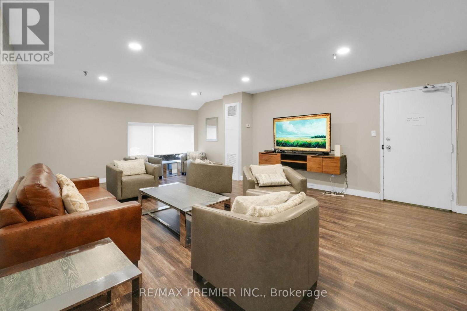 904 - 250 Scarlett Road, Toronto, Ontario  M6N 4X5 - Photo 34 - W12794842