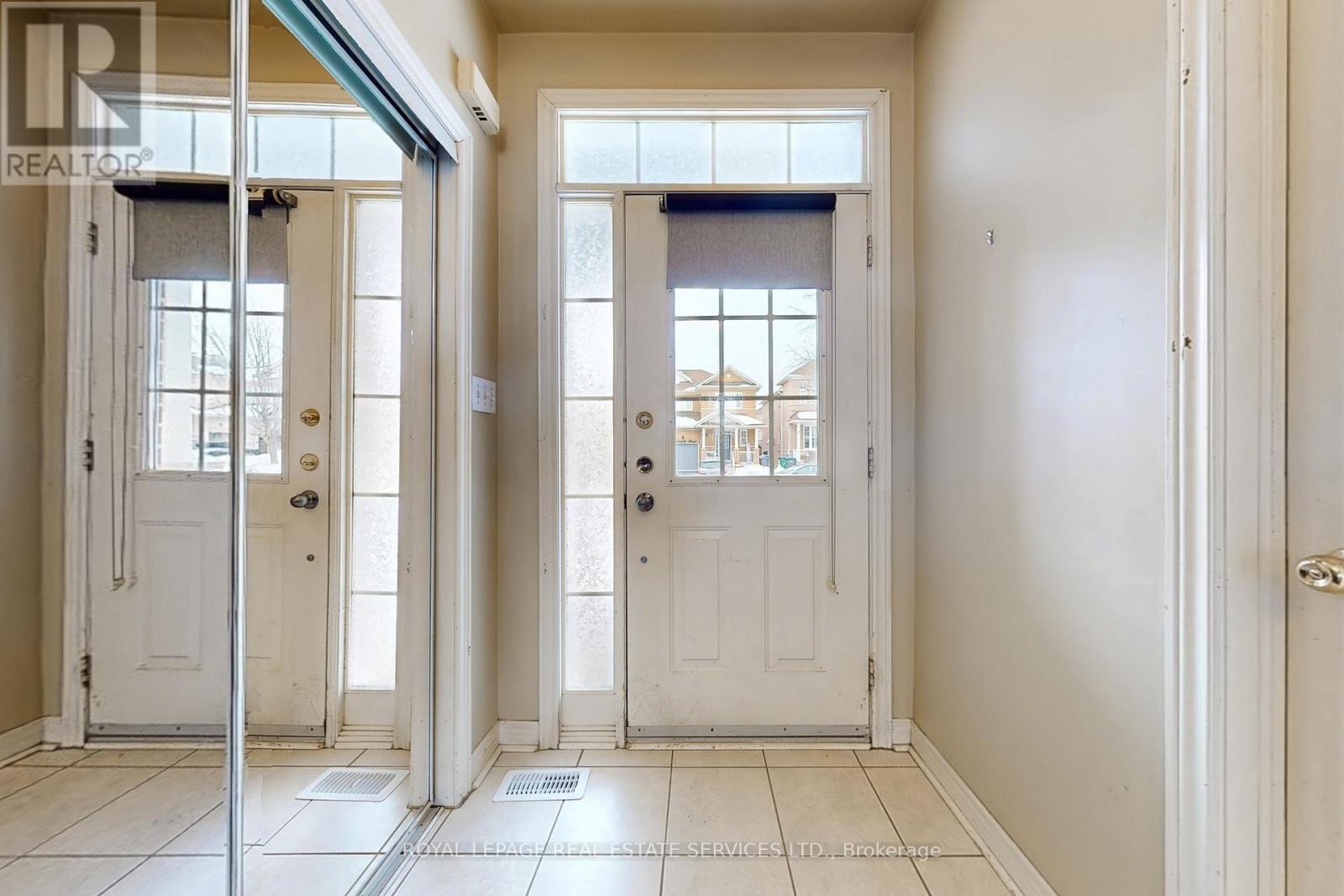 65 Ashdale Road, Brampton (Bram West), Ontario  L6Y 5M9 - Photo 27 - W12792570