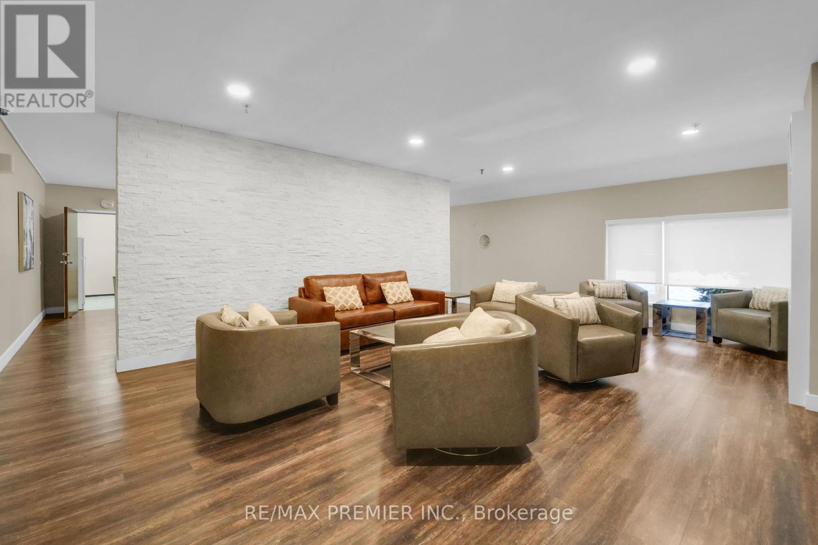 904 - 250 Scarlett Road, Toronto, Ontario  M6N 4X5 - Photo 35 - W12794842