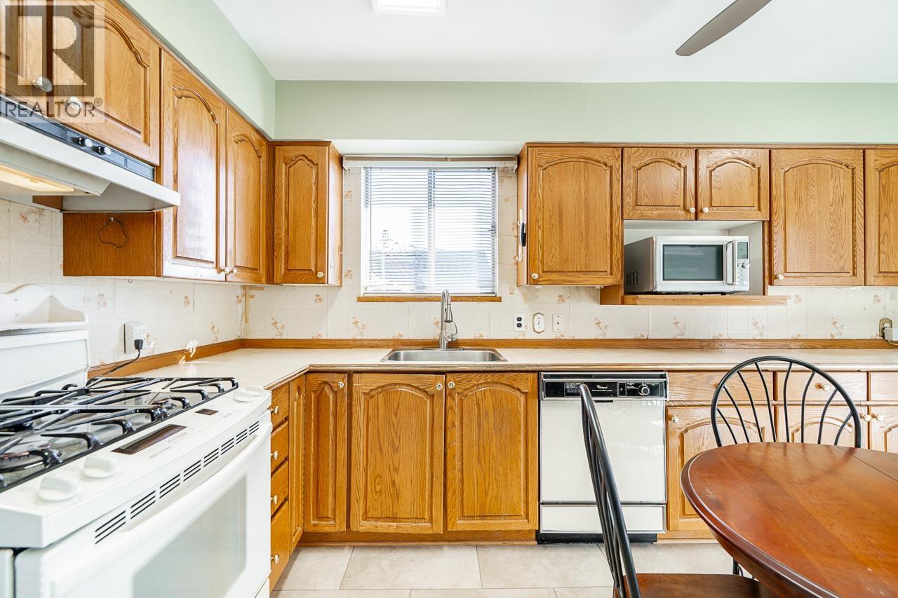 3038 Charles Street, Vancouver, British Columbia  V5K 3B5 - Photo 13 - R3090493