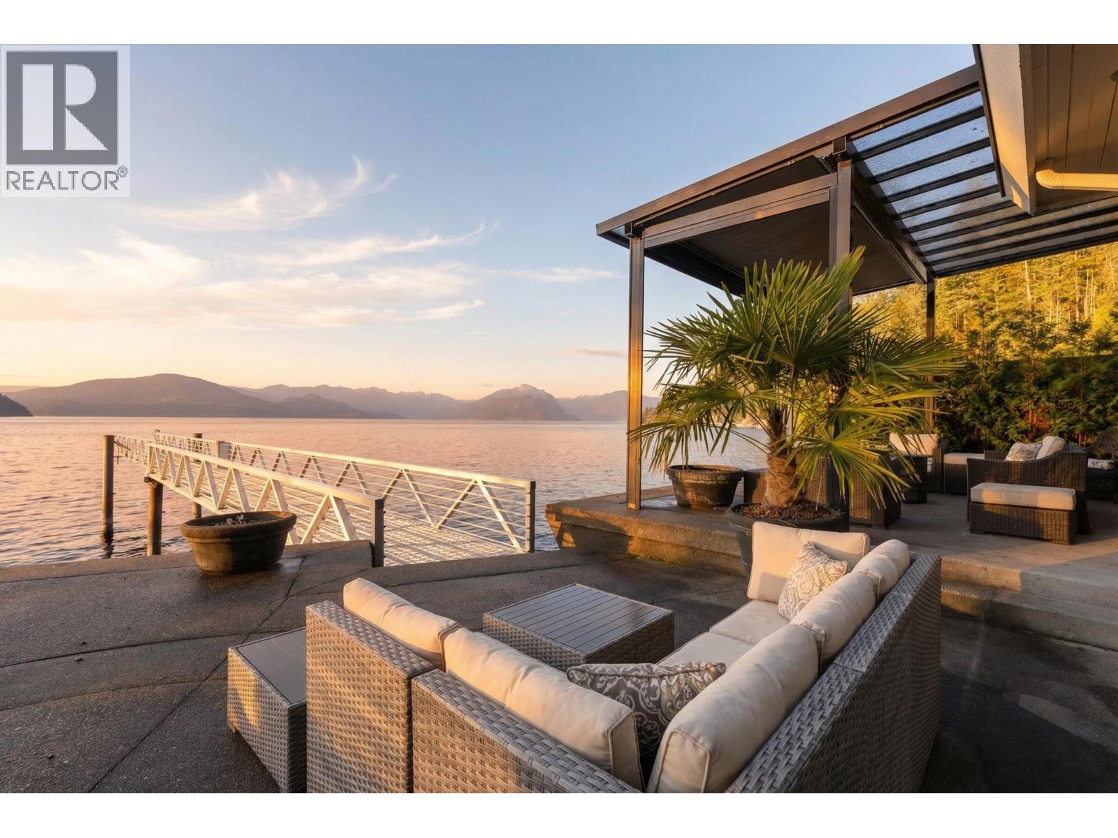 2 Strachan Point Road, West Vancouver, British Columbia  V7W 1C6 - Photo 10 - R3090496