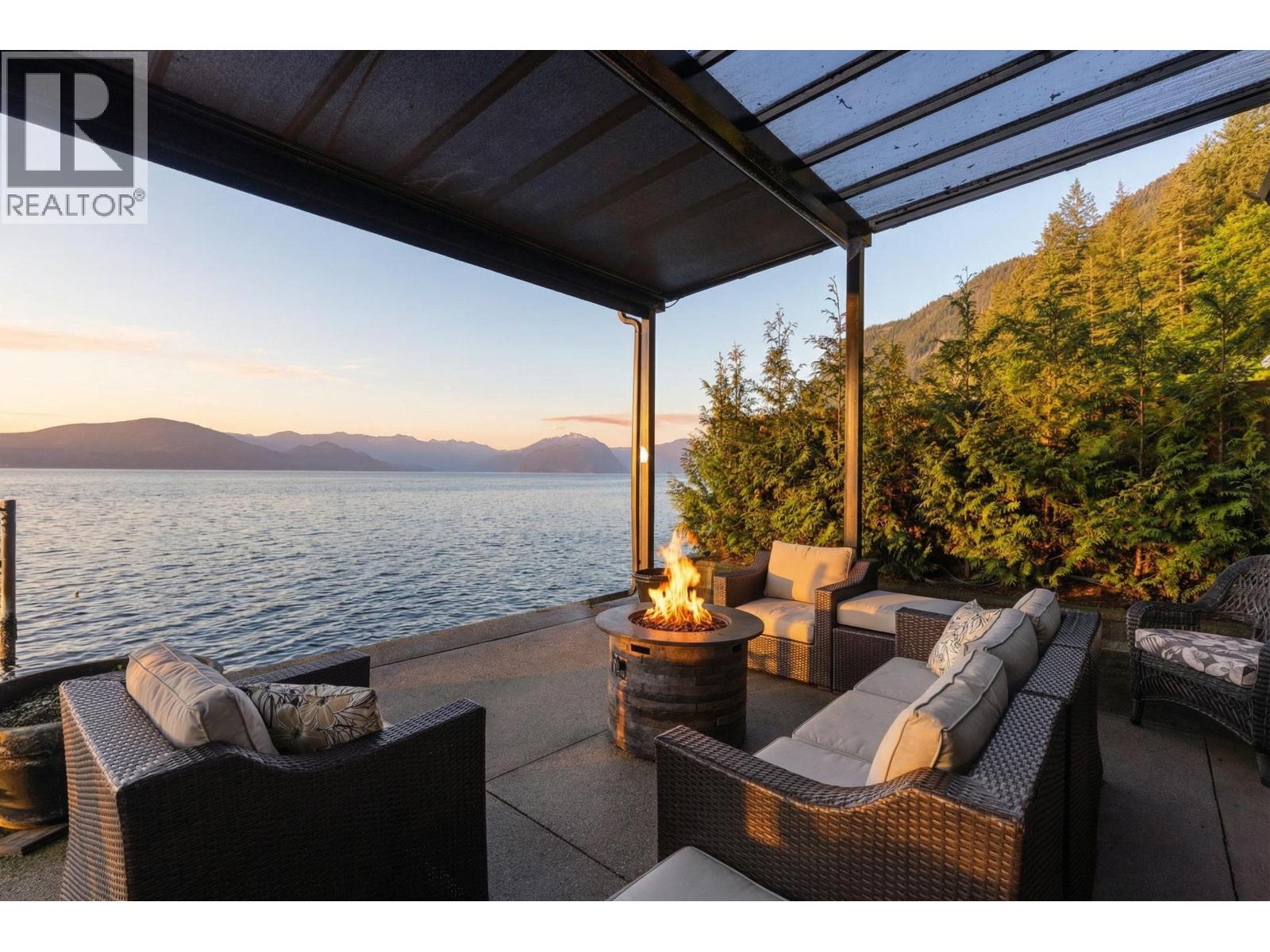 2 Strachan Point Road, West Vancouver, British Columbia  V7W 1C6 - Photo 8 - R3090496