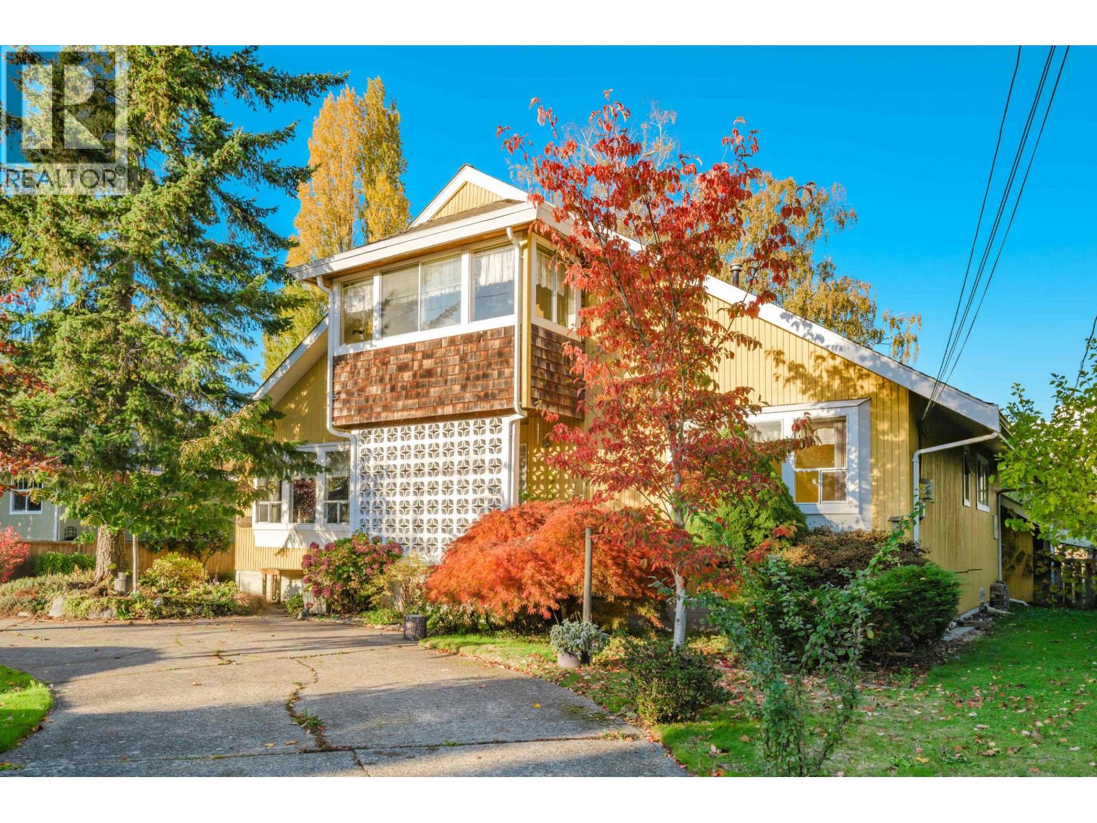 5855 Crescent Drive, Delta, British Columbia  V4K 2E7 - Photo 1 - R3090519