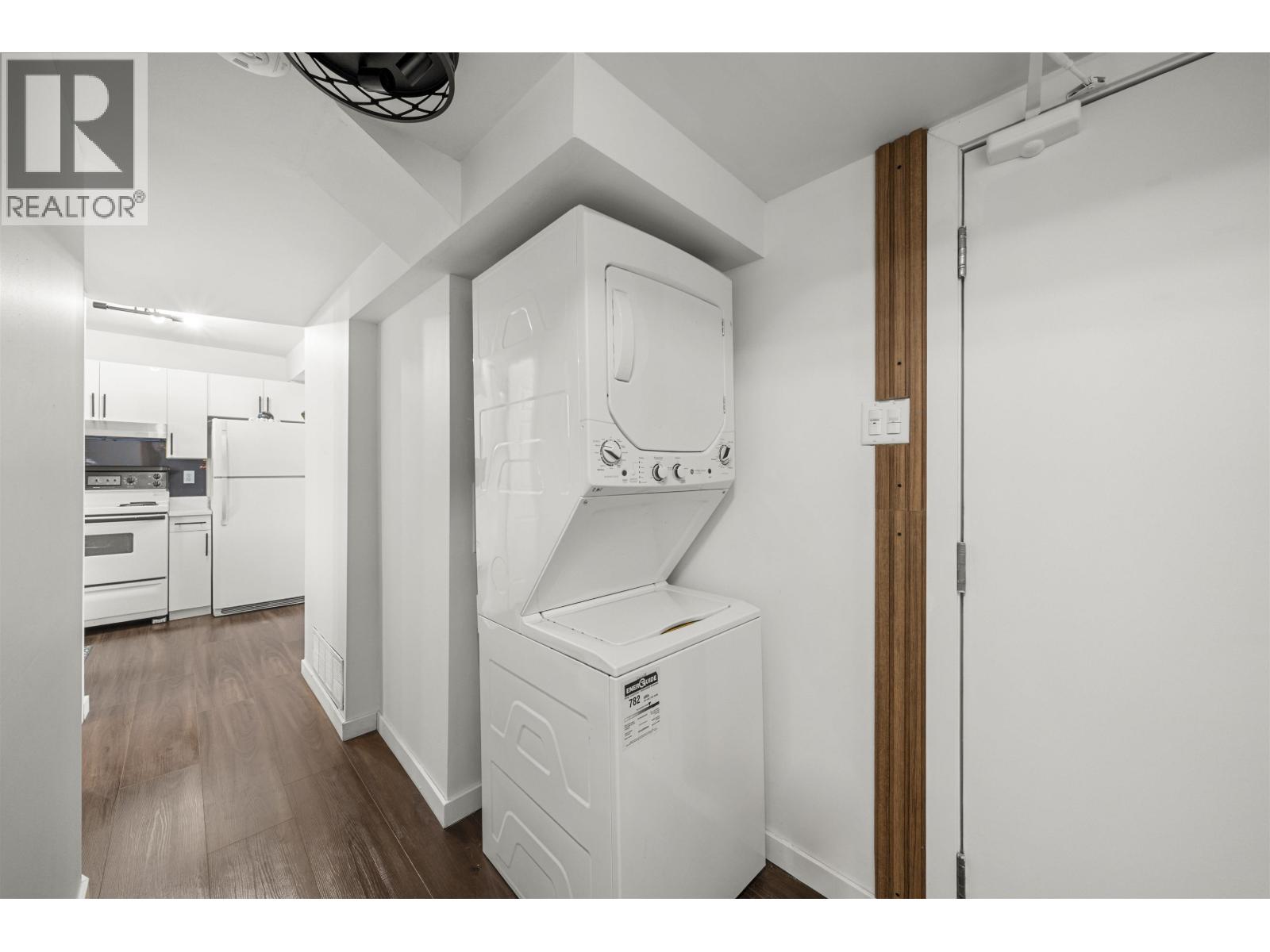 1121 Prairie Avenue, Port Coquitlam, British Columbia  V3B 1S7 - Photo 24 - R3090521