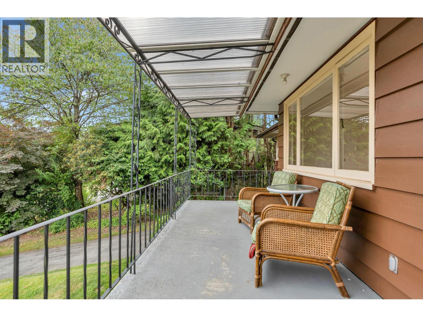 3088 Lazy A Street, Coquitlam, British Columbia  V3C 3N9 - Photo 34 - R3090540