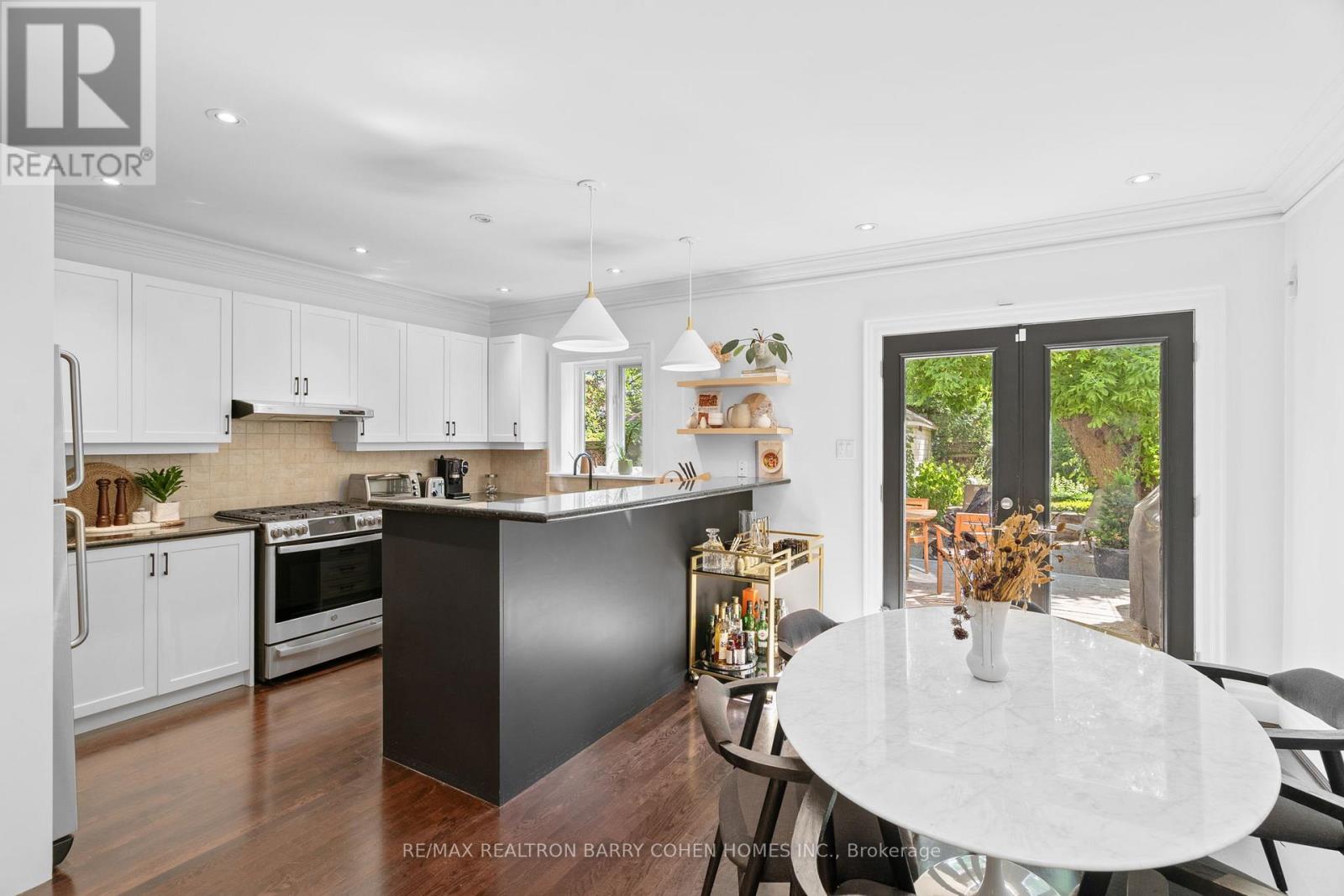 141 Latimer Avenue, Toronto, Ontario  M5N 2M3 - Photo 14 - C12794918