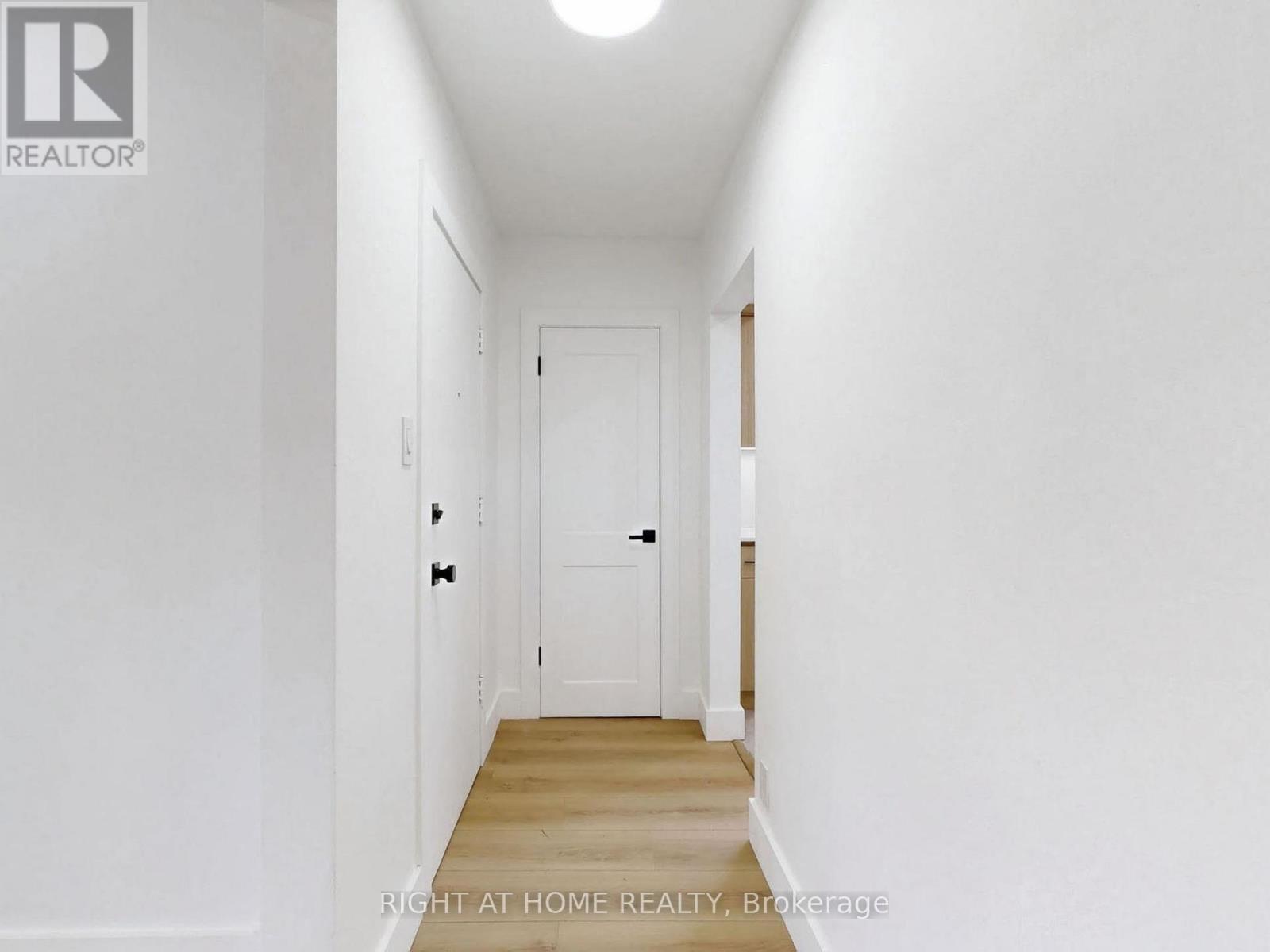 2 - 427 Lawrence Avenue W, Toronto, Ontario  M5M 1C3 - Photo 12 - C12794920