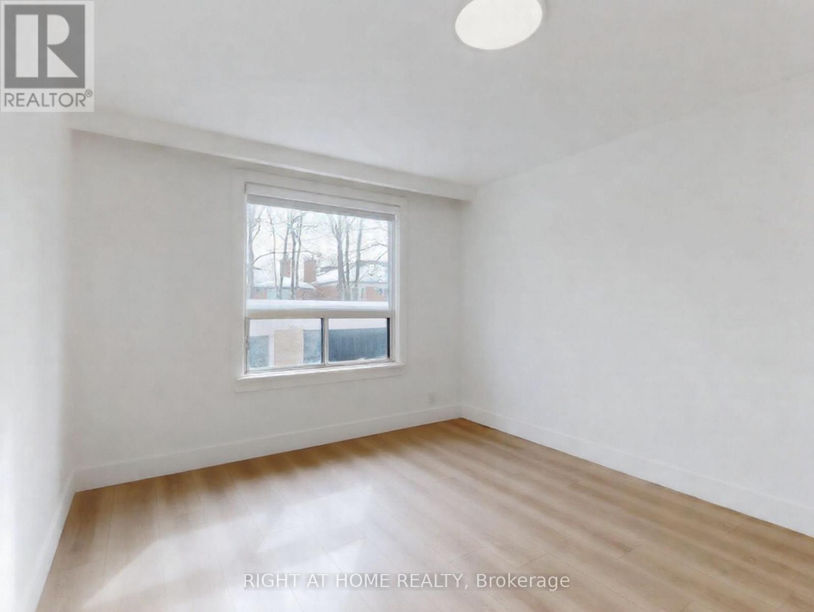 2 - 427 Lawrence Avenue W, Toronto, Ontario  M5M 1C3 - Photo 3 - C12794920