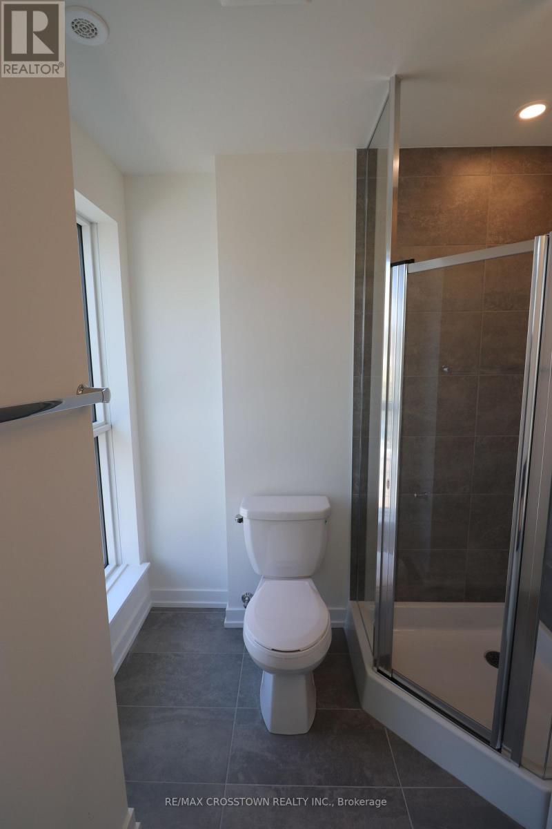 3rd - 57-861 Sheppard Avenue W, Toronto (Bathurst Manor), Ontario  M3H 2T5 - Photo 7 - C12794960