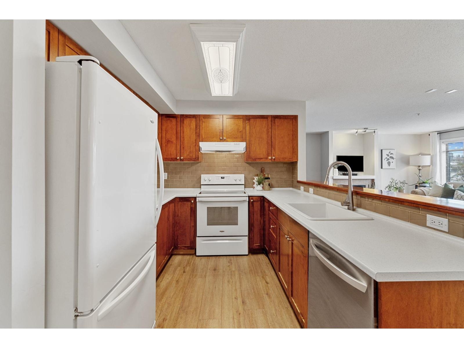 318 8880 202 Street, Langley, British Columbia  V1M 4E7 - Photo 13 - R3089906