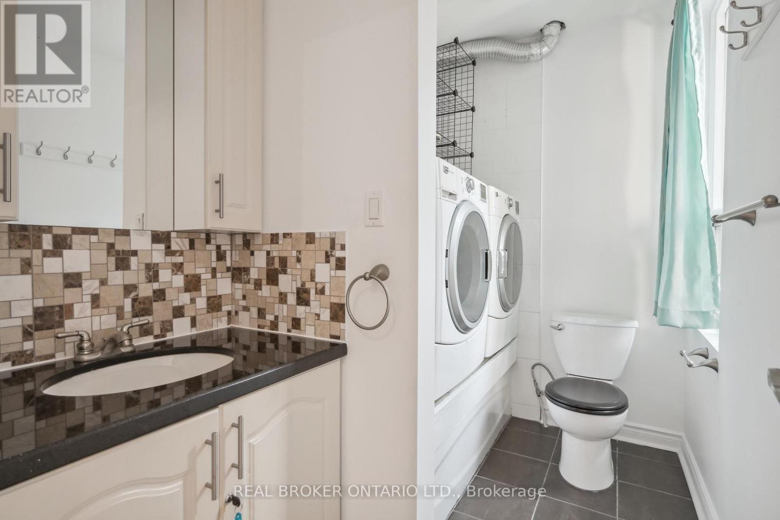 134 Jones Avenue, Toronto, Ontario  M4M 3A1 - Photo 13 - E12794868