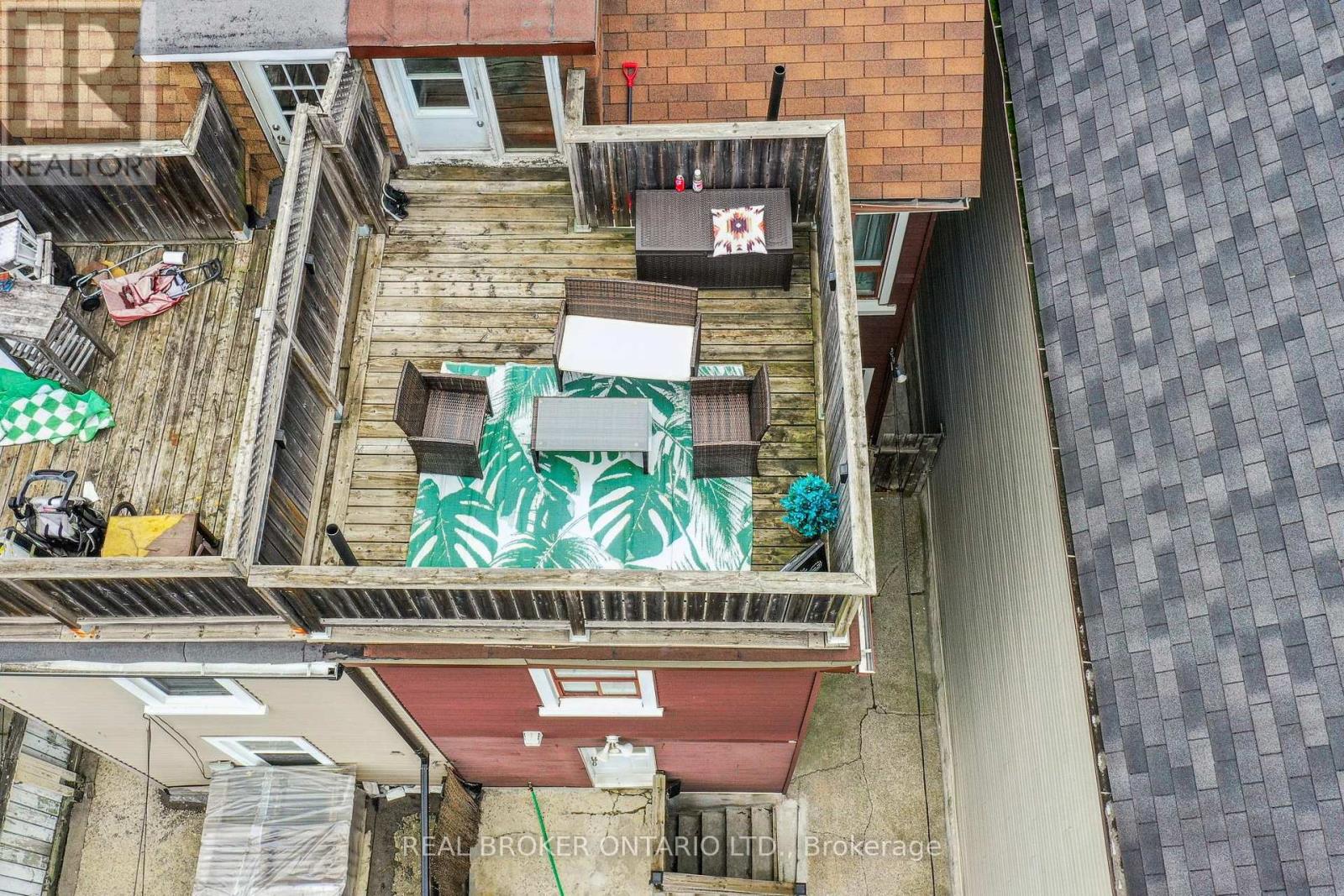 134 Jones Avenue, Toronto, Ontario  M4M 3A1 - Photo 26 - E12794868