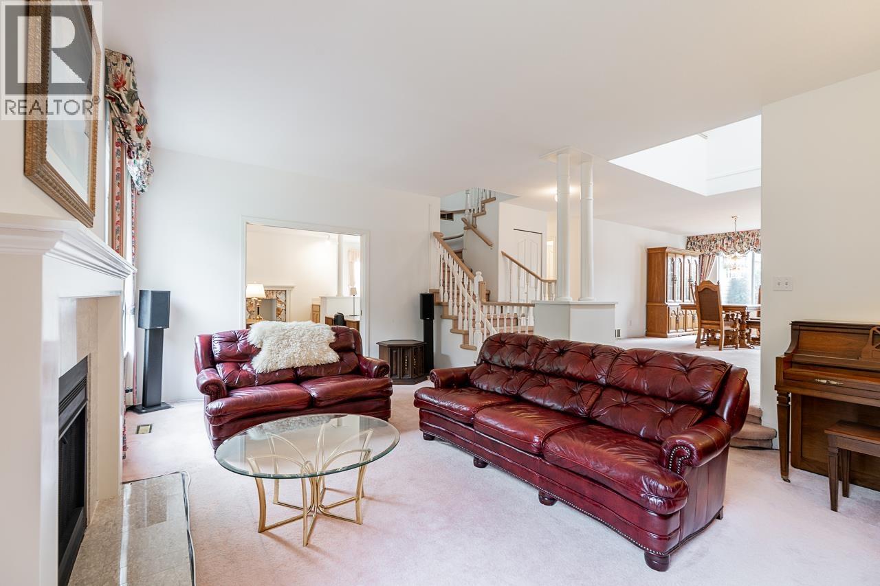 1406 Vistaview Court, Coquitlam, British Columbia  V3E 2P3 - Photo 7 - R3090541