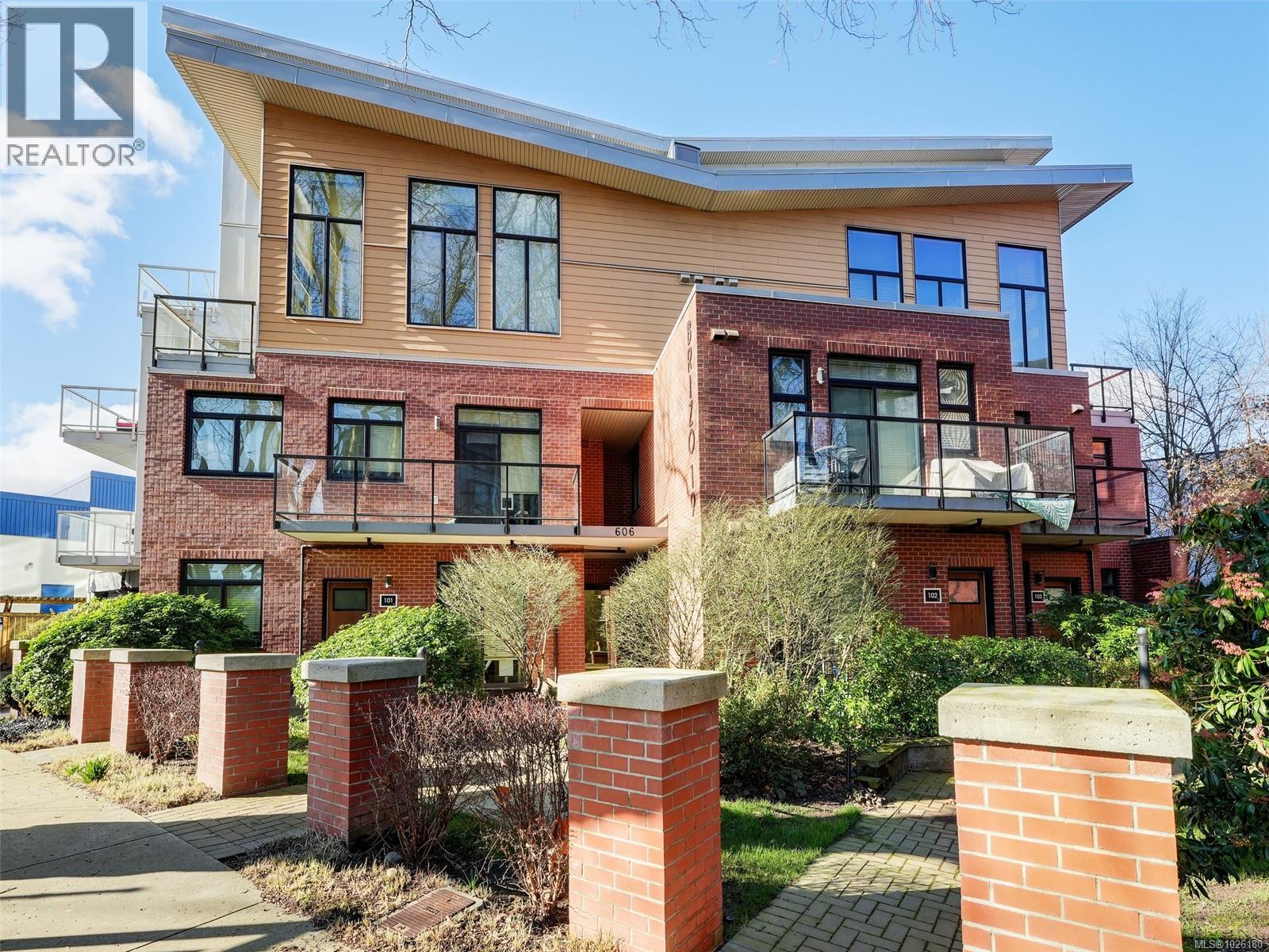 305 606 Speed Ave, Victoria, British Columbia